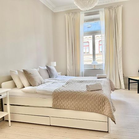 Ferienwohnung Laegenhet Med Fantastiskt Laege Stockholm Exterior foto